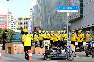 太阳报：球员反对解雇波切蒂诺，认为他是最佳教练也并非问题所在